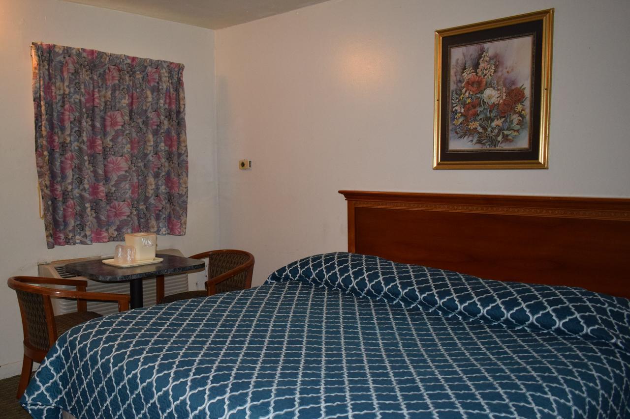 River Inn Motel West Springfield Εξωτερικό φωτογραφία